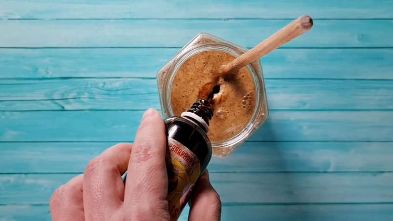 Miód z orzechami włoskimi, cytryną i propolisem na odporność, zdjęcie 10